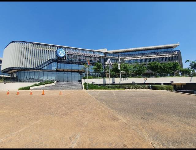 BUSINESS PROPERTY TO RENT IN DORINGKLOOF